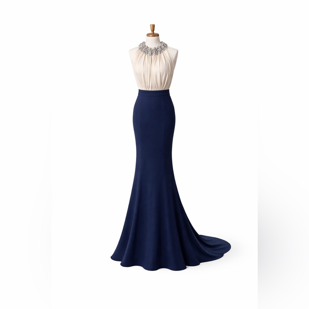 ✨Carolina Herrera silk Gown✨